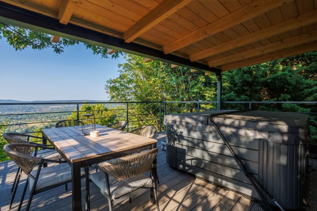 Őszi elvonulás - jakuzzis szállások távol a város és a tömeg zajától