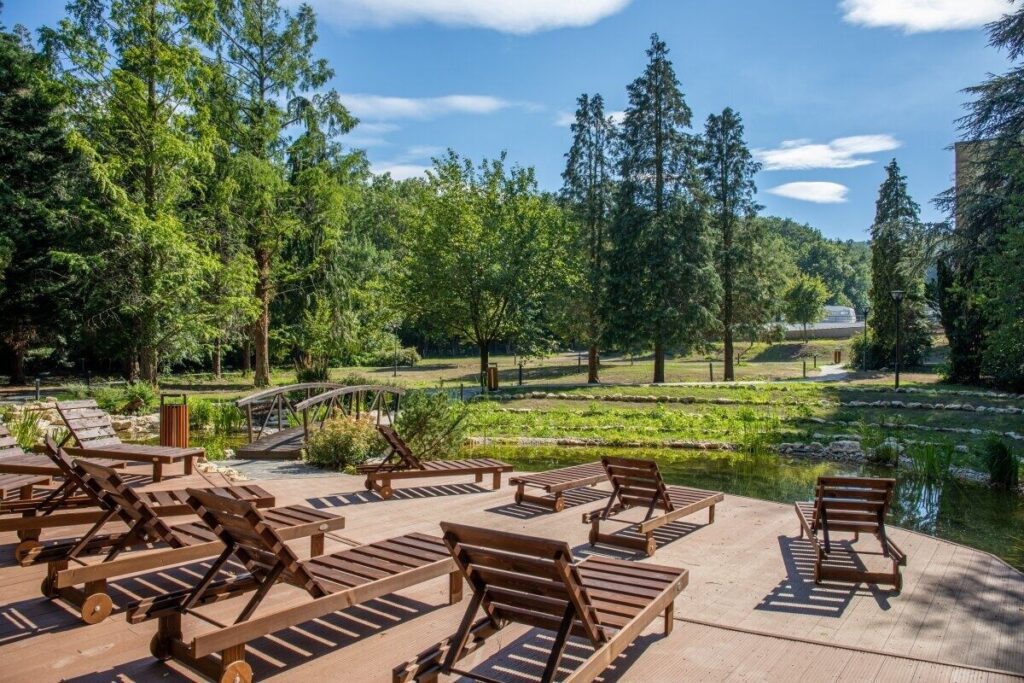 Így hozd ki a legtöbbet a hosszú hétvégi wellnessből gyerekkel: szállások medencével, játszószobával, játszótérrel