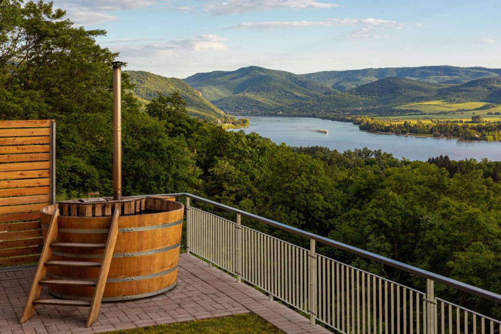 Őszi elvonulás - jakuzzis szállások távol a város és a tömeg zajától