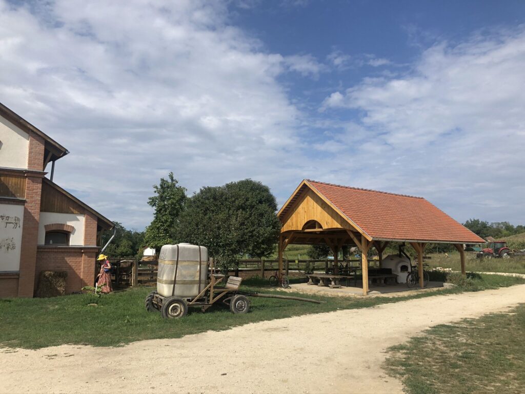 India varázsa Somogyban - Less be a Krisna-völgy különleges világába!