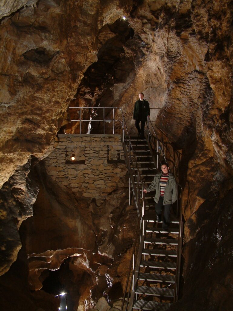 Megállótól megállóig: 10 budapesti autómentes kirándulás színes élményekkel