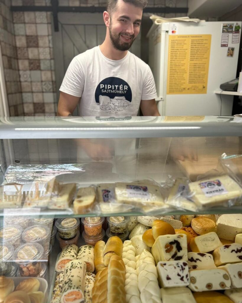 Ezt nemcsak látni, de kóstolni is kell! Híres sajtműhelyek és sajtmanufaktúrák Magyarországon