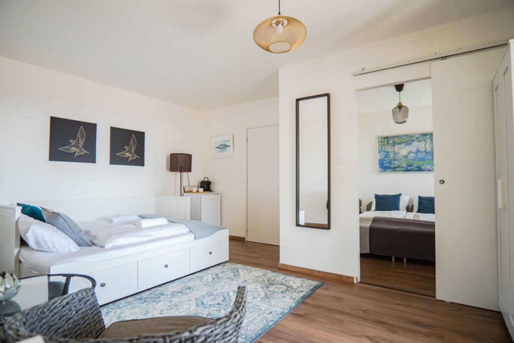 Csak bátraknak! Ezek a leghátborzongatóbb szellemkastélyok Magyarországon