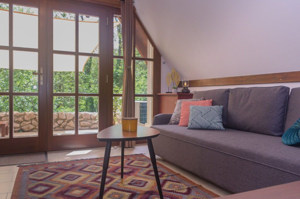 Őszi elvonulás - jakuzzis szállások távol a város és a tömeg zajától