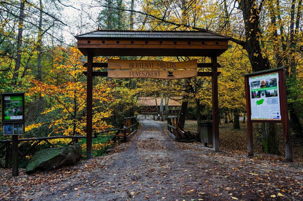 Kapd fel a hátizsákod! - Íme az őszi lombhullás legszínesebb kirándulóhelyei (+térkép)
