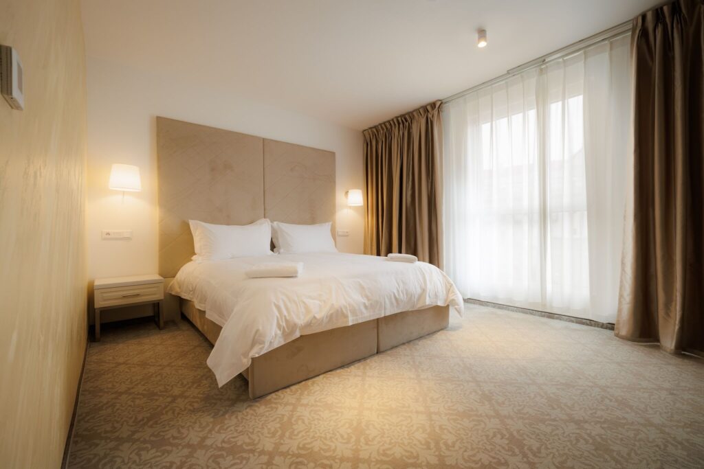 Felvidéki mesefalvak – Elvarázsol Úrvölgy és Besztercebánya környéke