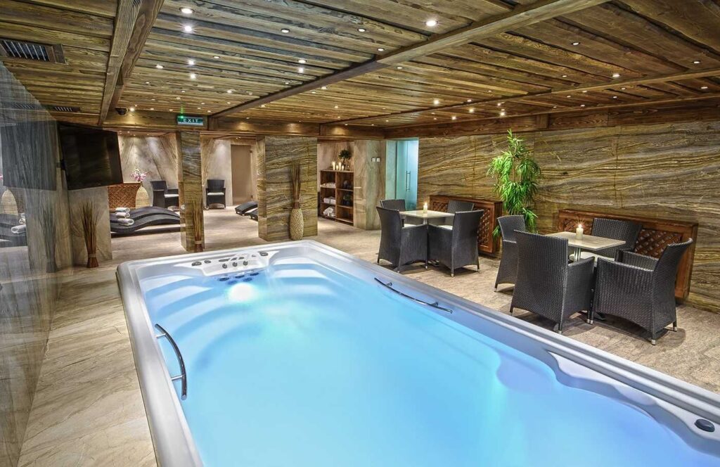 Felvidéki mesefalvak – Elvarázsol Úrvölgy és Besztercebánya környéke