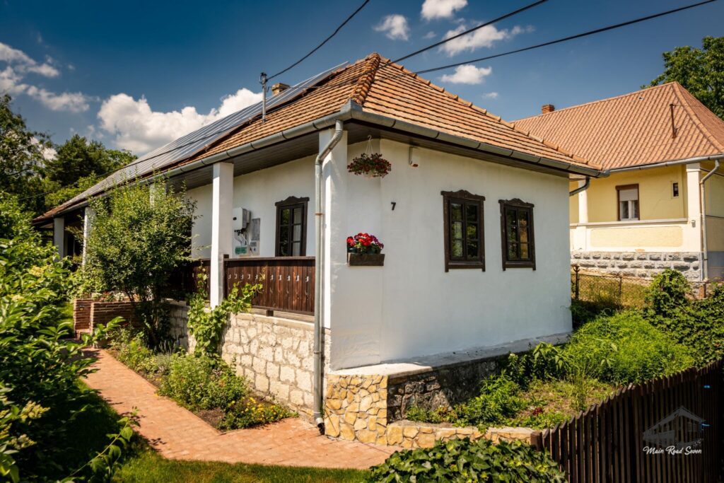 Top 15 kutyás kirándulás, ahol mindenki nyugodtan kalandozhat – Nekünk a 7. a kedvencünk!