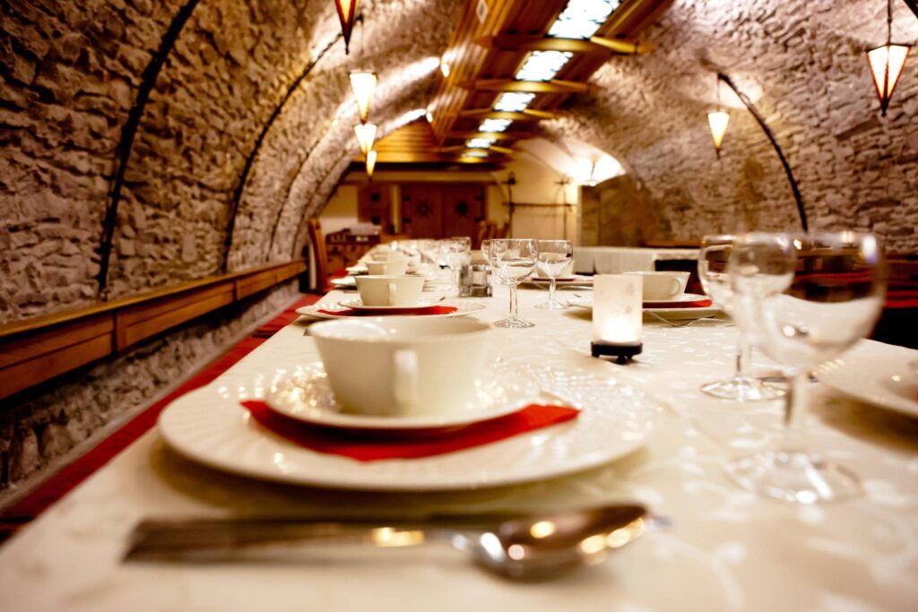 Misztikus szurdok új köntösben: megújult a Pilis egyik legkülönlegesebb célpontja, a Holdvilág-árok