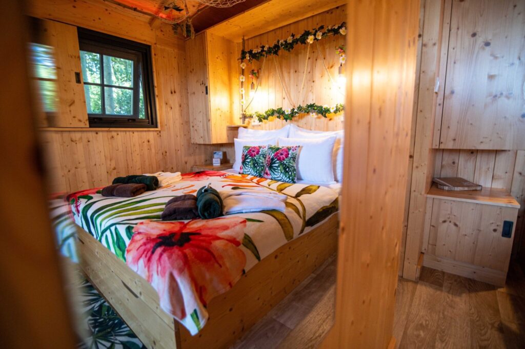 Eldugott települések és elképesztő szállások, amikről nem meglepő, ha még nem hallottál!