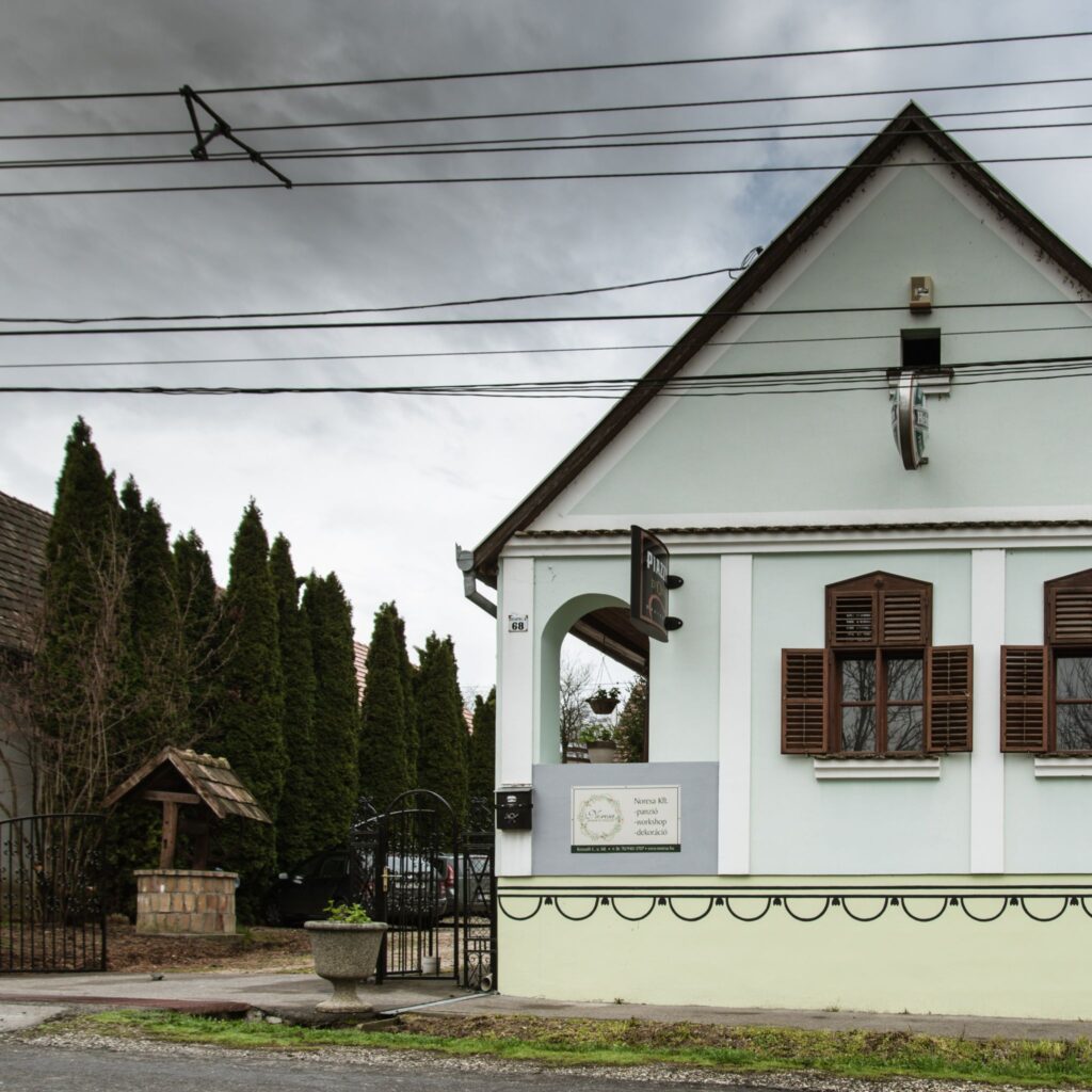 Ízek, szállások, kalandok – Fedezd fel a szekszárdi borvidék rejtett kincseit!