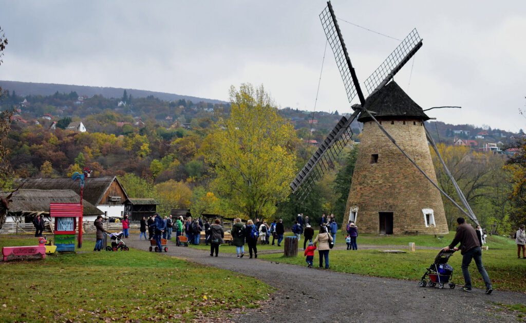 Libator, lámpás felvonulás, pincetúrák - Ezek a legizgalmasabb Márton-napi úti célok