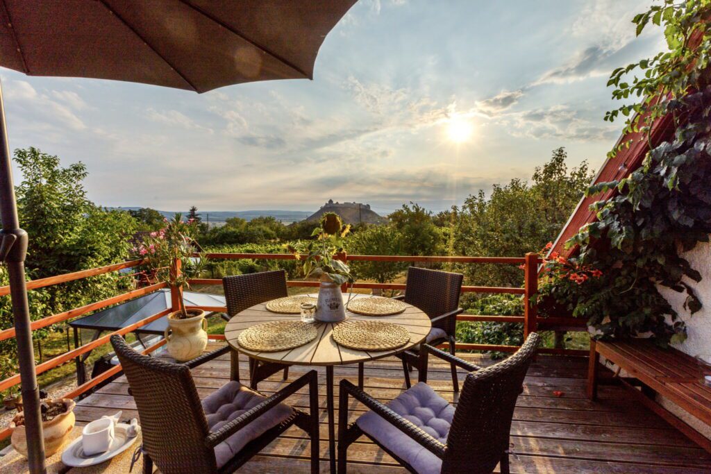 Top 15 kutyás kirándulás, ahol mindenki nyugodtan kalandozhat – Nekünk a 7. a kedvencünk!