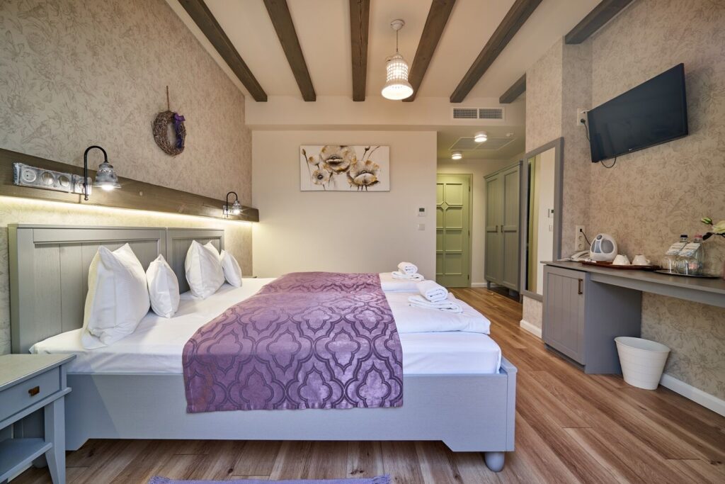 Ízek, szállások, kalandok – Fedezd fel a szekszárdi borvidék rejtett kincseit!