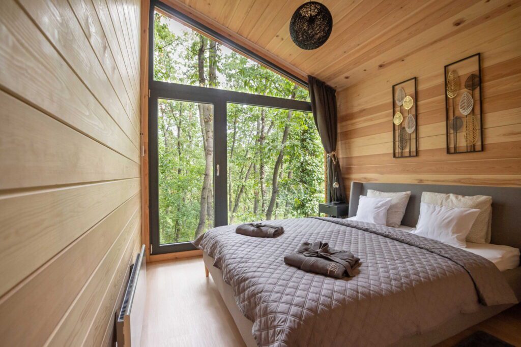 Vissza a természetbe - Mesés erdei faházak az őszre, ráadásul extrákkal!