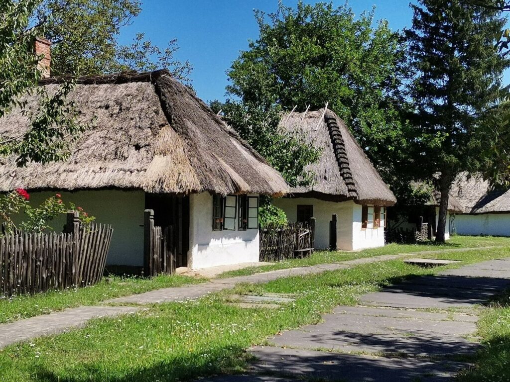 Magyarország egyik legszínesebb varázskertje, amit mindenkinek látnia kell – a Jeli Arborétum