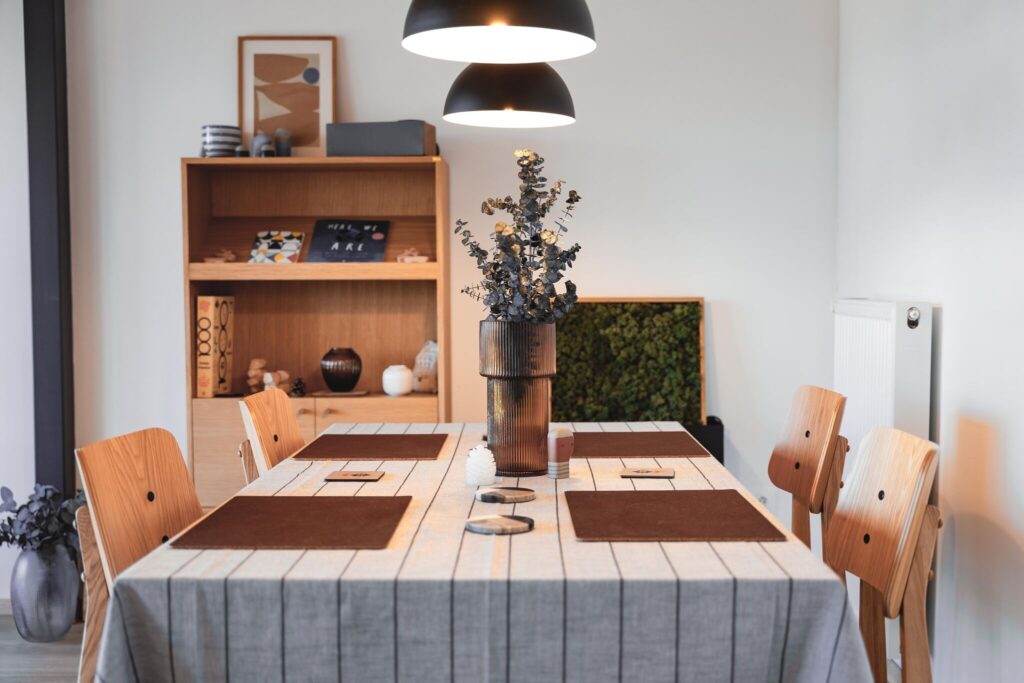 Mesébe illő falucska a hegyek és a Duna között: irány Zebegény!