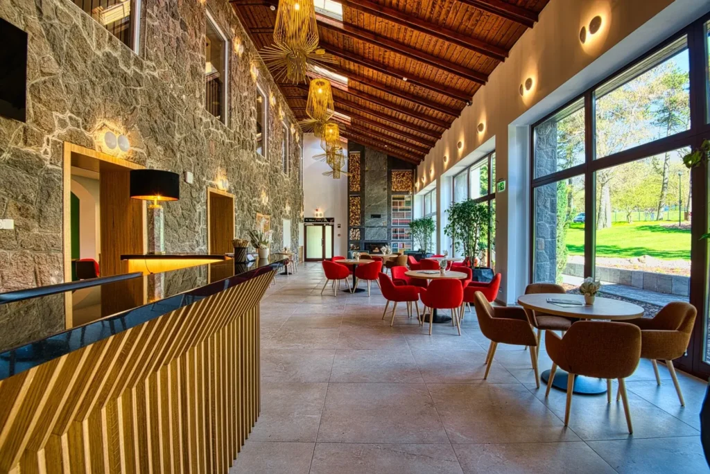 Cardoner Hotel és Konferenciaközpont, Dobogókő